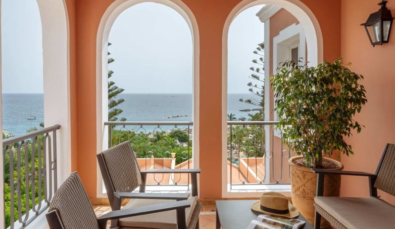 SUITE SEA VIEW BALCONY